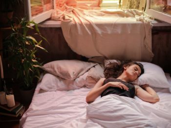7 Tips For Creating Healthy Sleep Habits