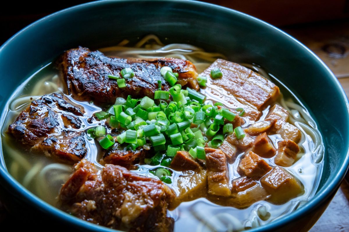 Student Kitchen: 3 Simple Soup Recipes Based on Beef Broth &raquo; Civilized Caveman