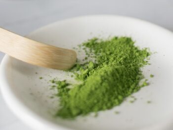 Why Superfood Powders Are The Perfect Addition To Your Detox Routine