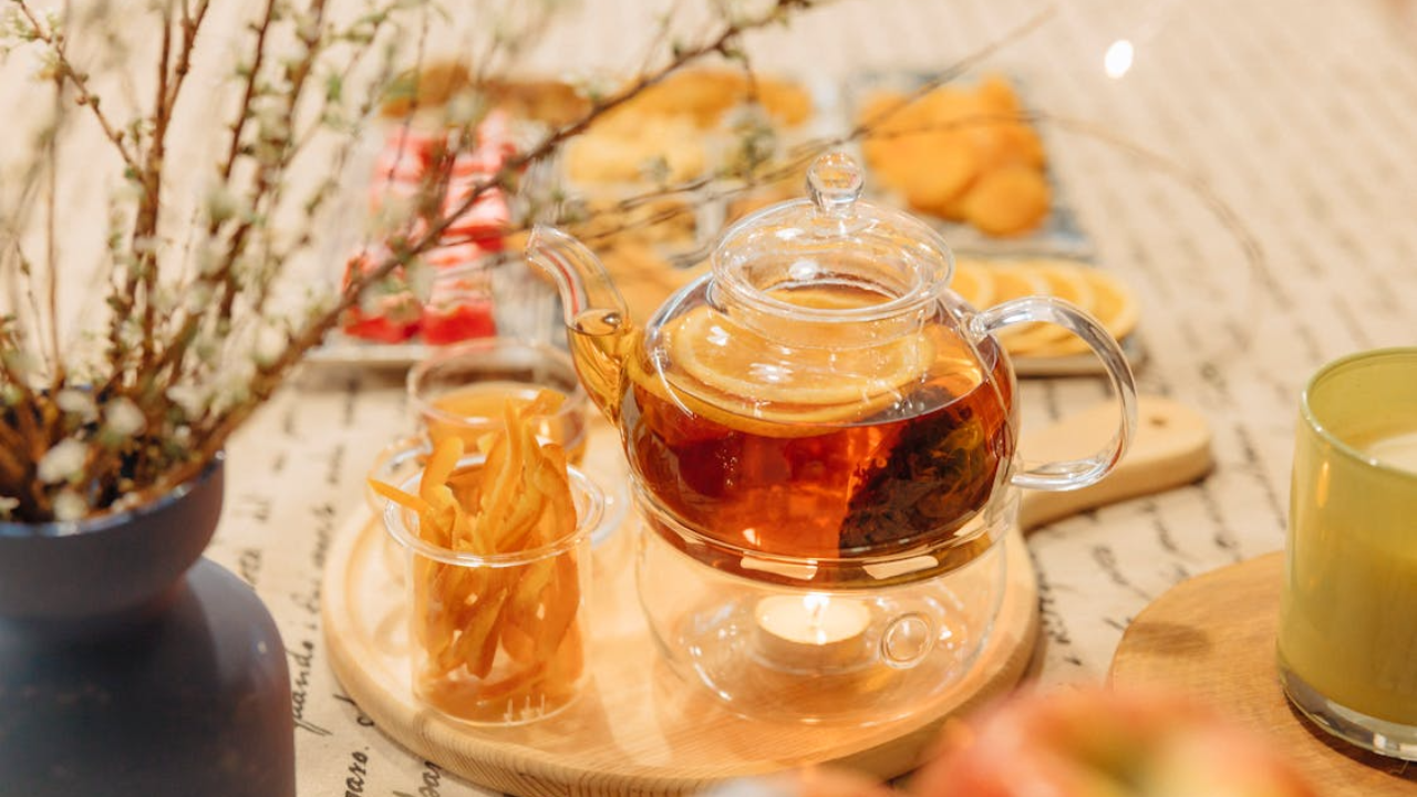 How Your Drinks Impact Mood & Focus How Your Drinks Impact Mood & Focus